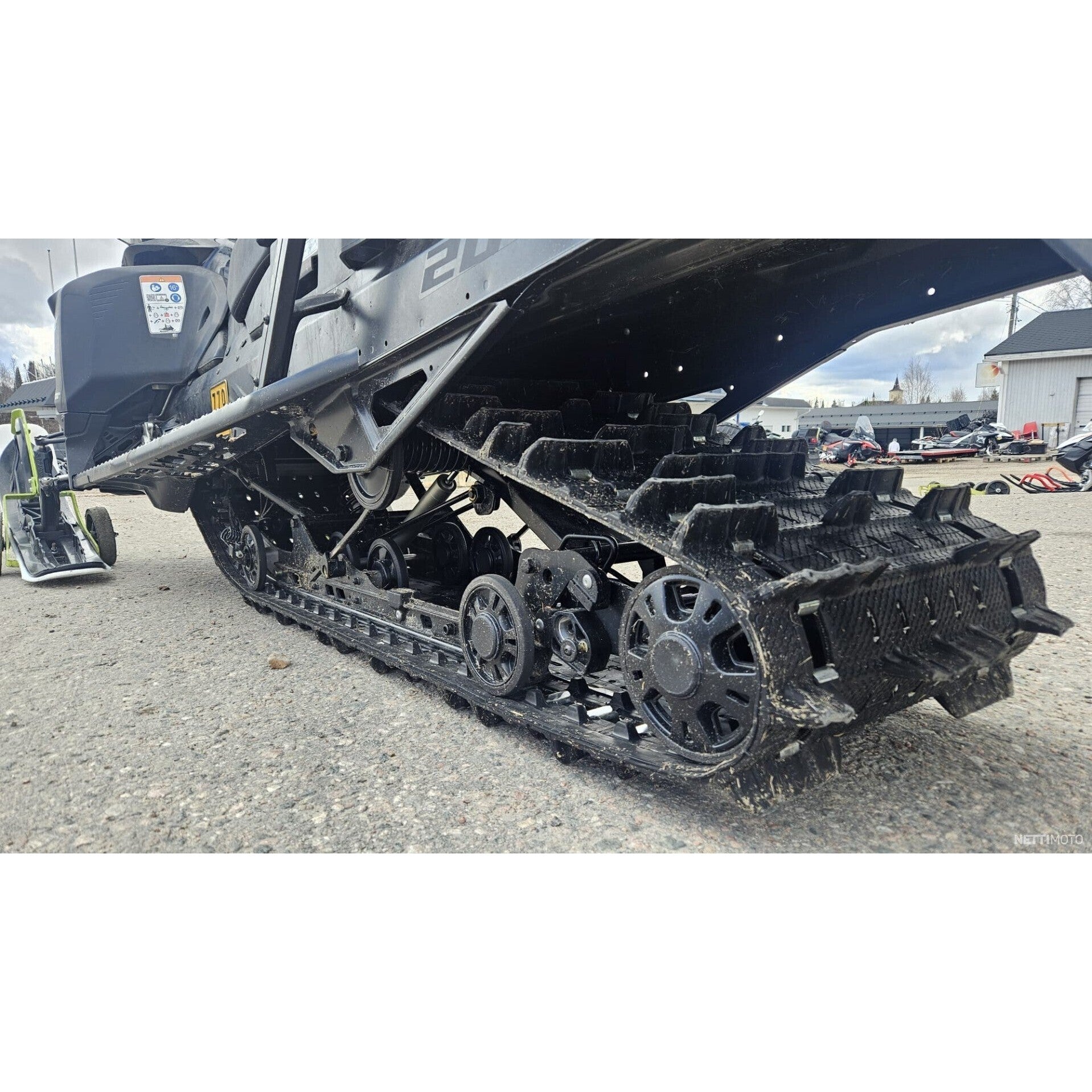 SKI-DOO EXPEDITION LE 900 ACE 2024