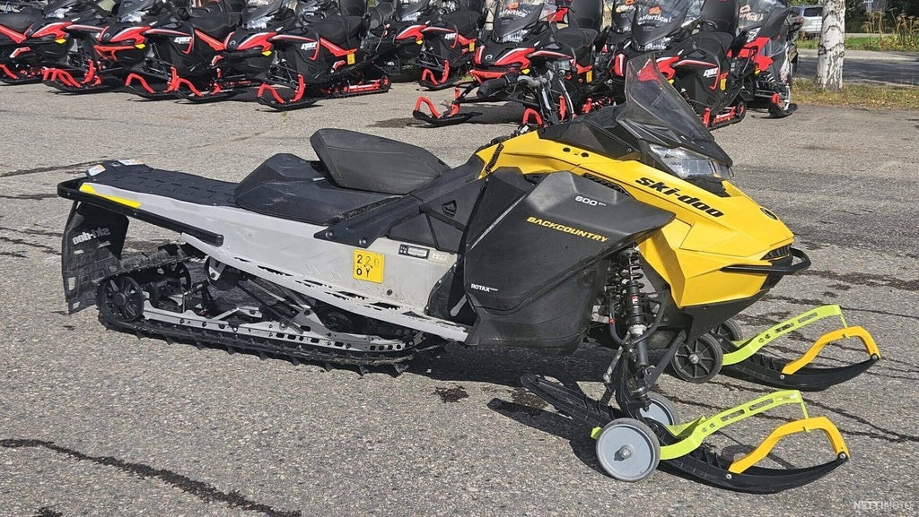 SKI-DOO BACKCOUTNRY 600 EFI 2023