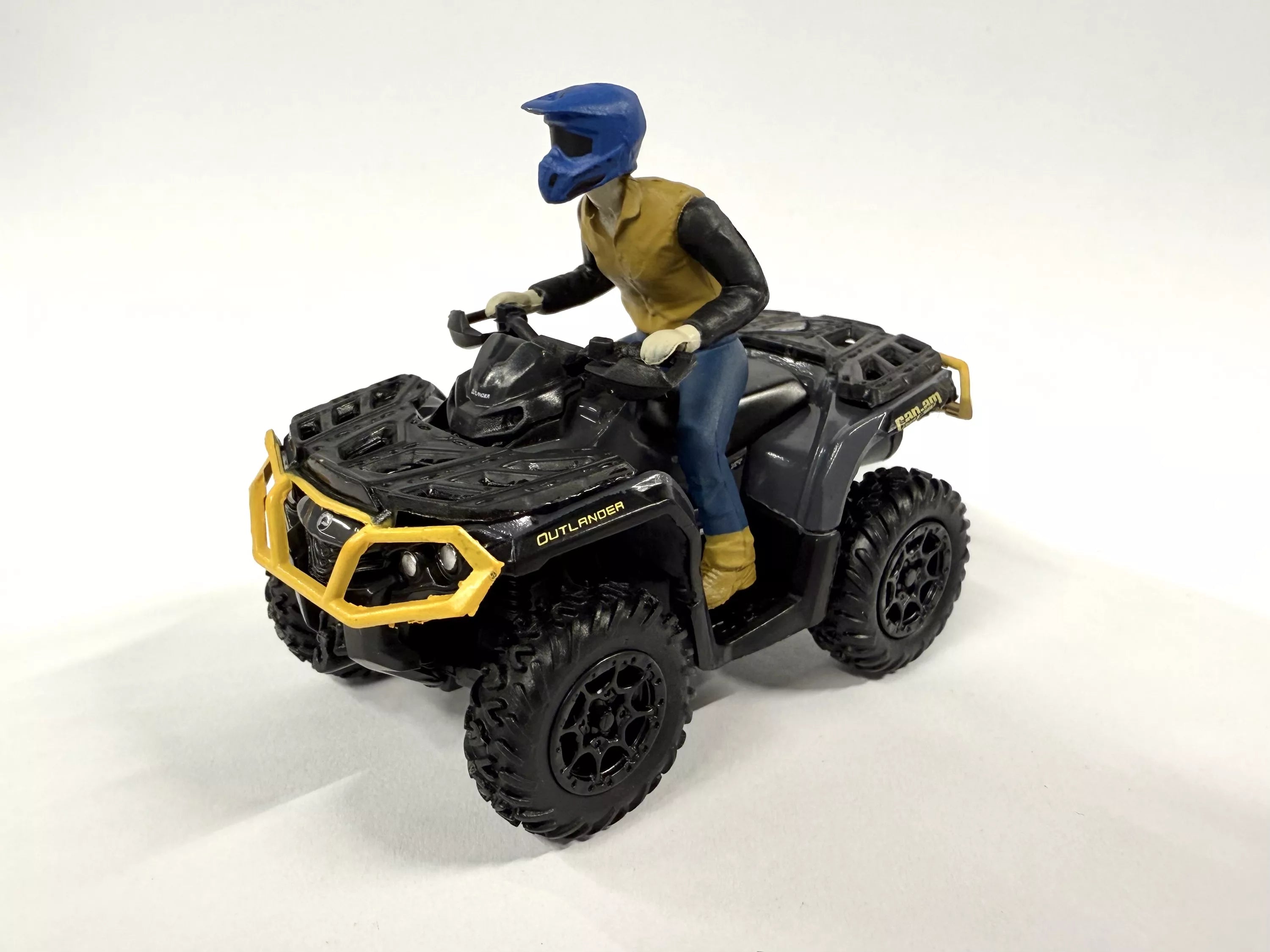 MODEL 1:32 OUTLANDER XT 1000R OS