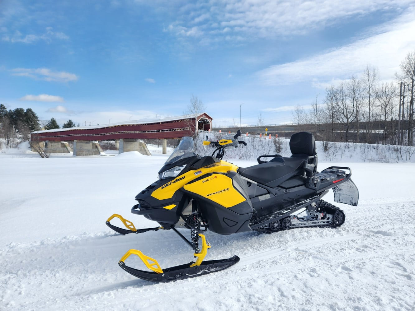 Skidoo Renegade 900 ACE Turbo 825-ÄZ