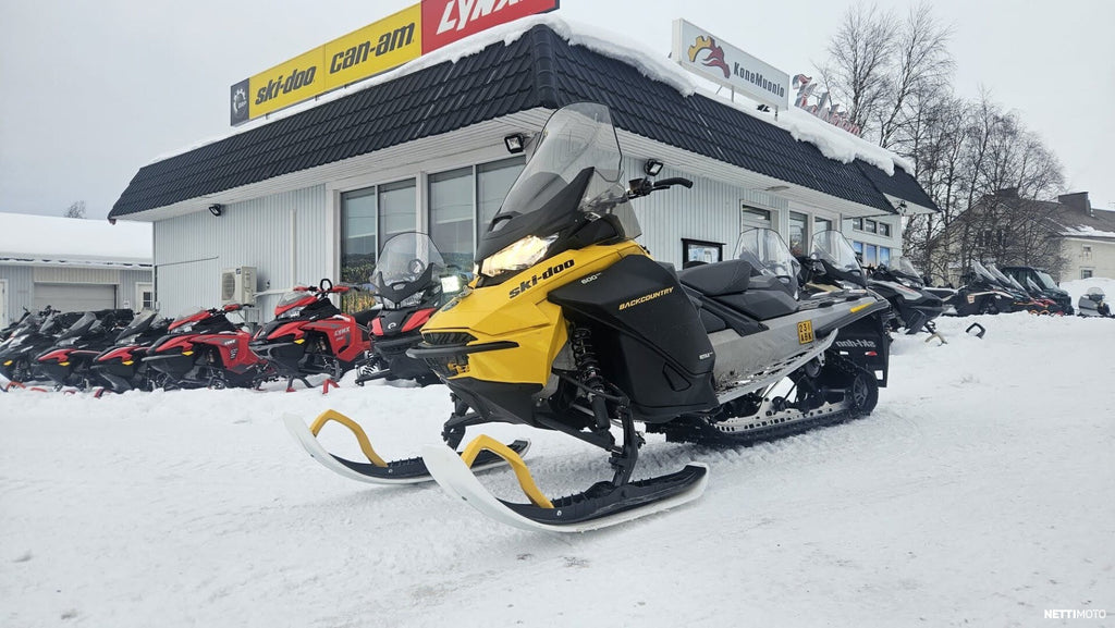SKI-DOO BACKCOUNTRY 600 EFI 2023