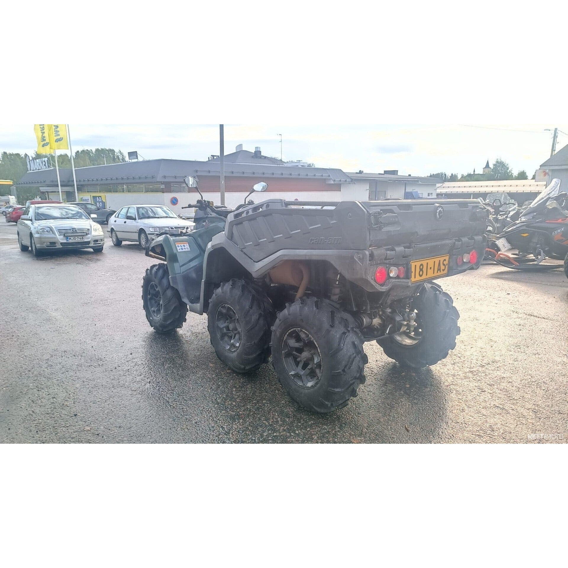 Can-Am Outlander 6x6 MAX 650 2022