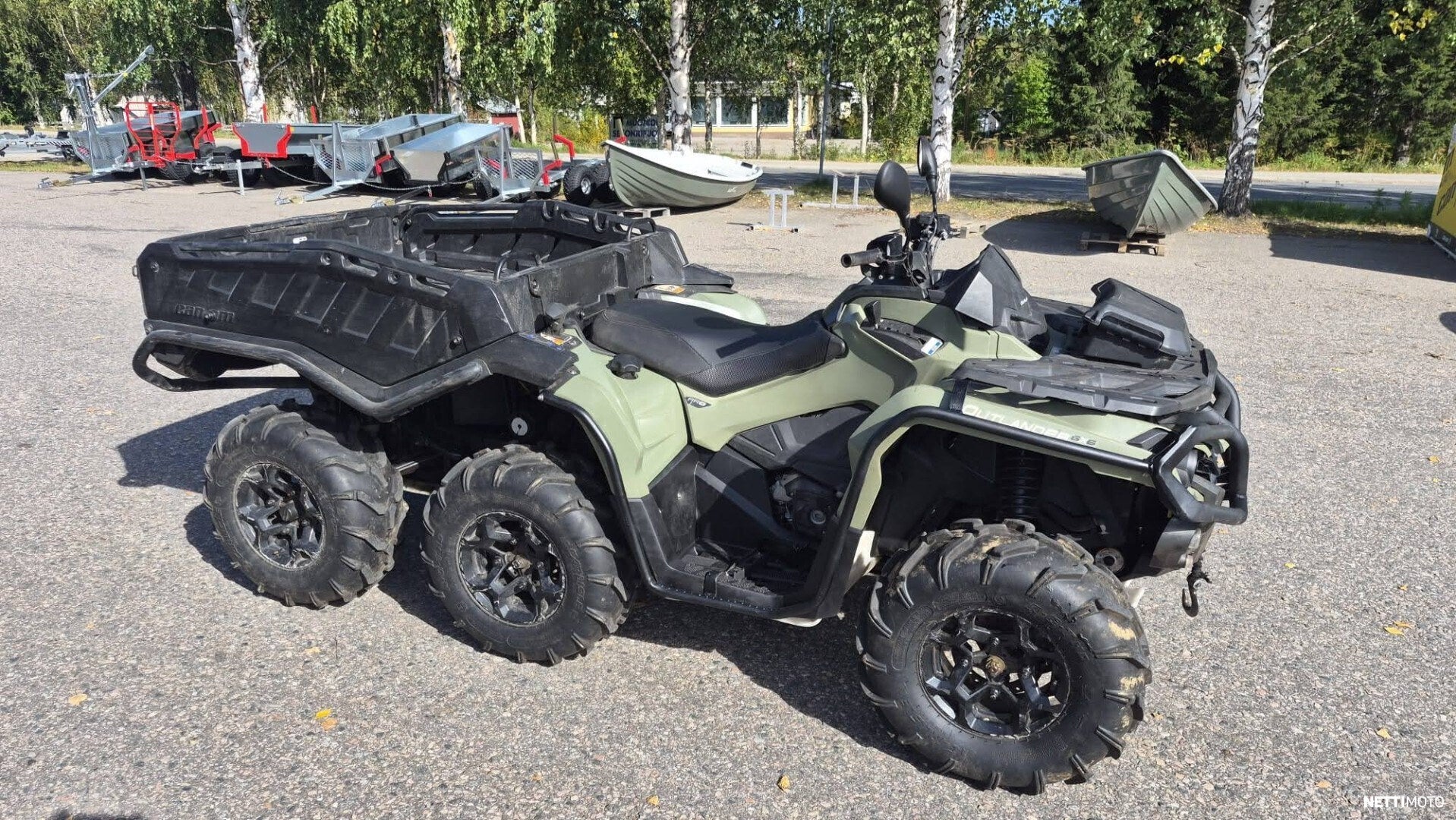 CAN-AM OUTLANDER 650 6X6 2020