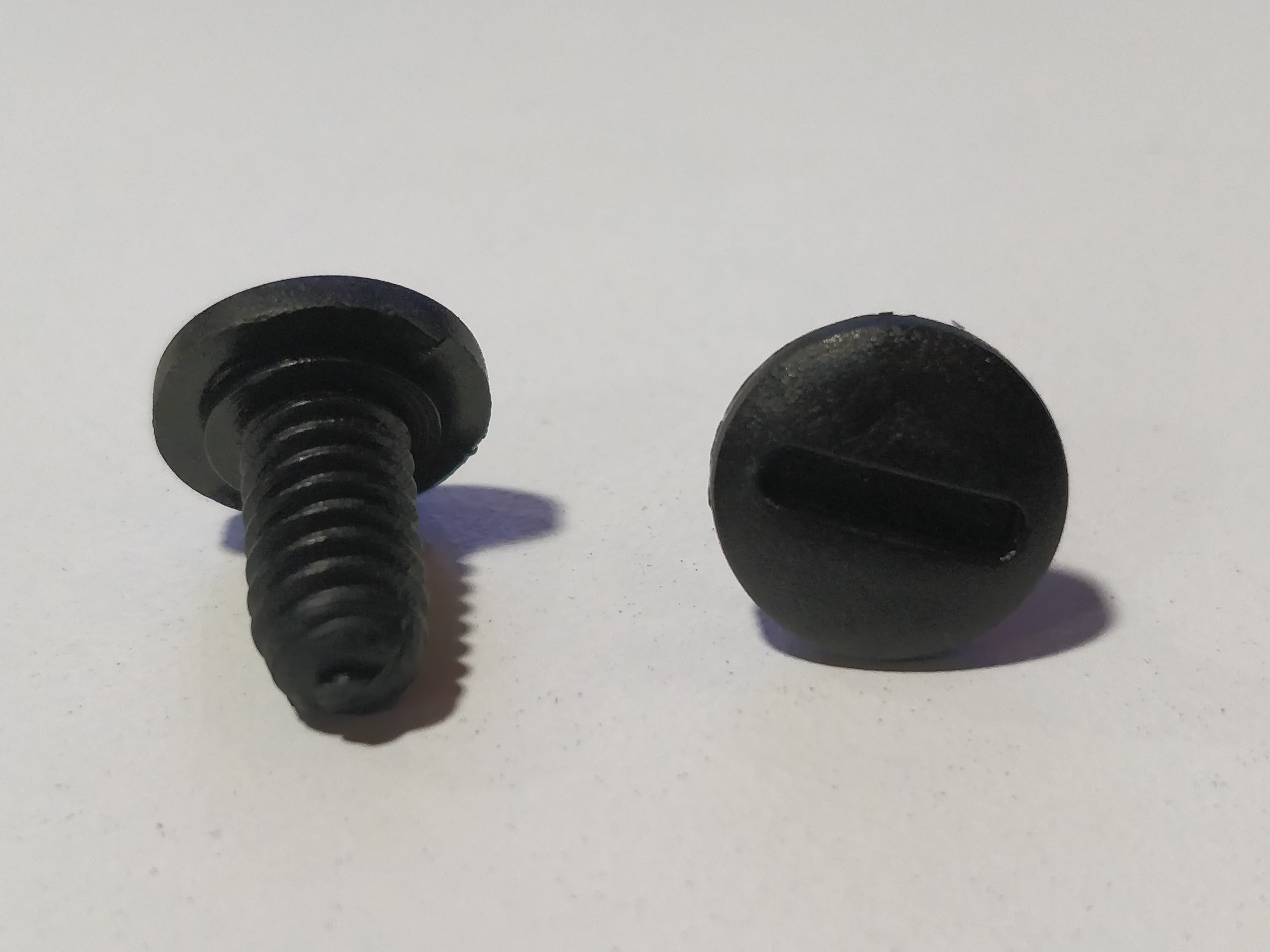 BOLT kypärä A-613S ruuvisarja visiiriin
