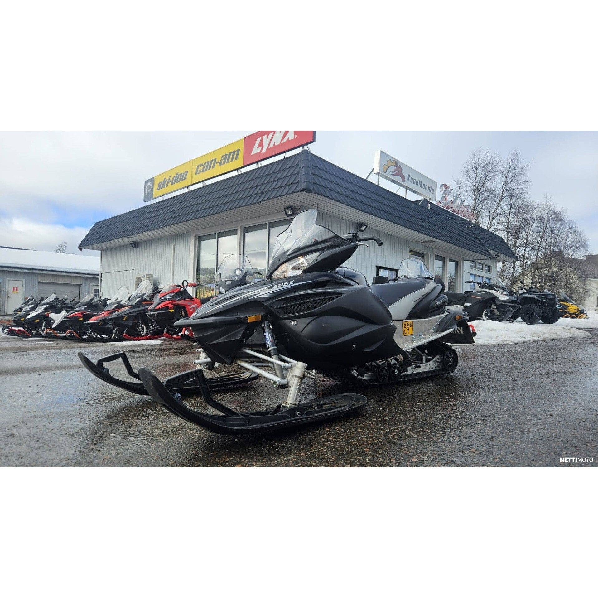 YAMAHA APEX SE 1000 2011