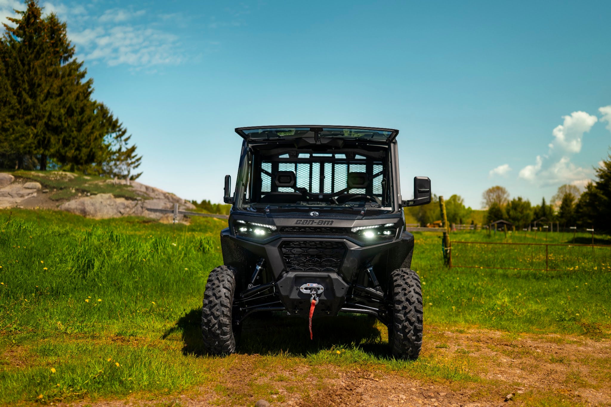 Can-Am MY27 Traxter XU T ABS HD11 T1b – toimintakuva, väritys voi poiketa