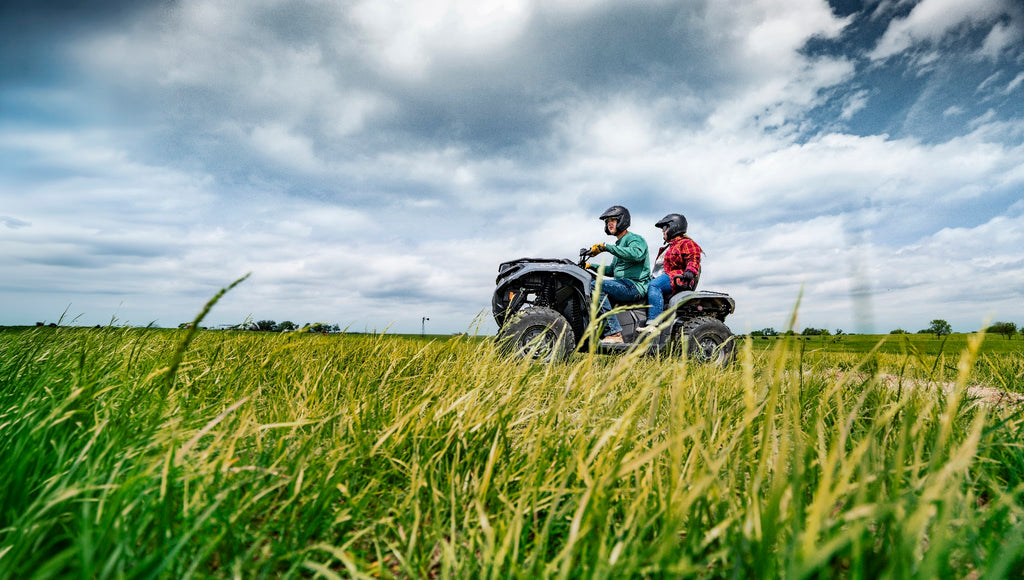 Can-Am MY27 Outlander MAX DPS T ABS 500 T3b – toimintakuva, väritys voi poiketa