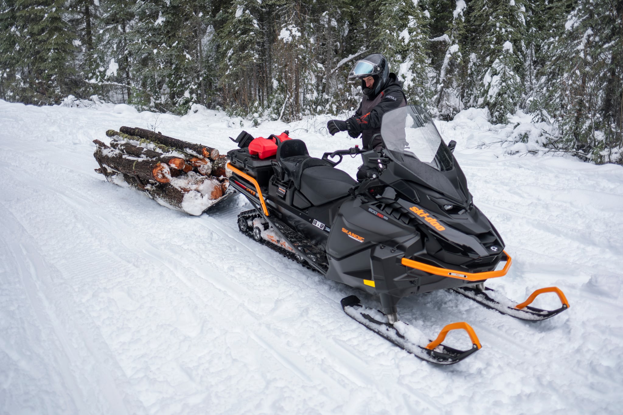 Ski-Doo Skandic työajossa
