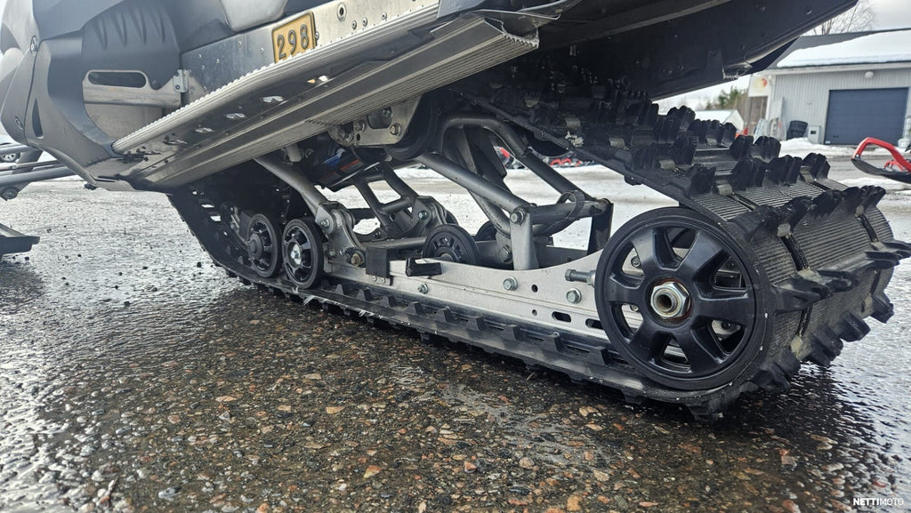 YAMAHA APEX SE 1000 2011