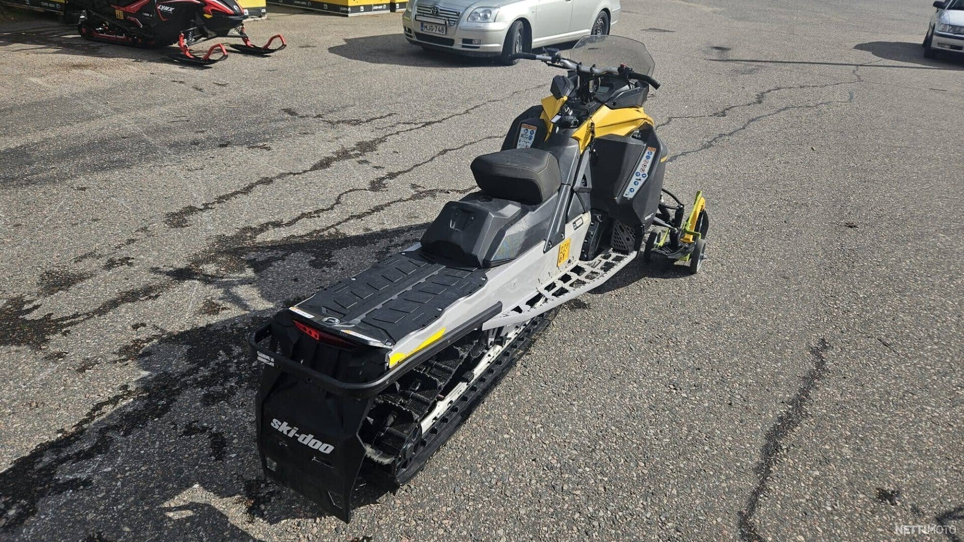 SKI-DOO BACKCOUTNRY 600 EFI 2023