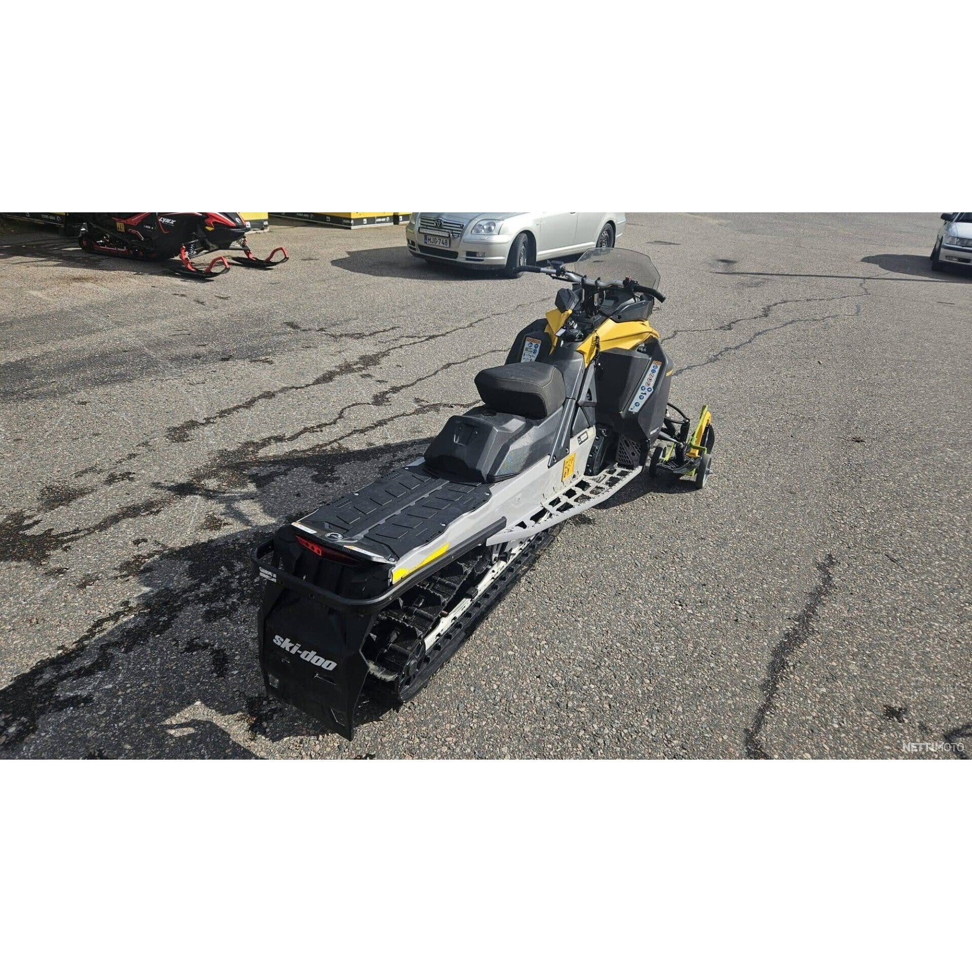 SKI-DOO BACKCOUTNRY 600 EFI 2023