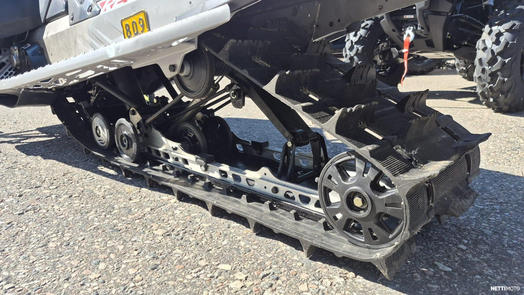 SKI-DOO RENEGADE 600 ACE 2020