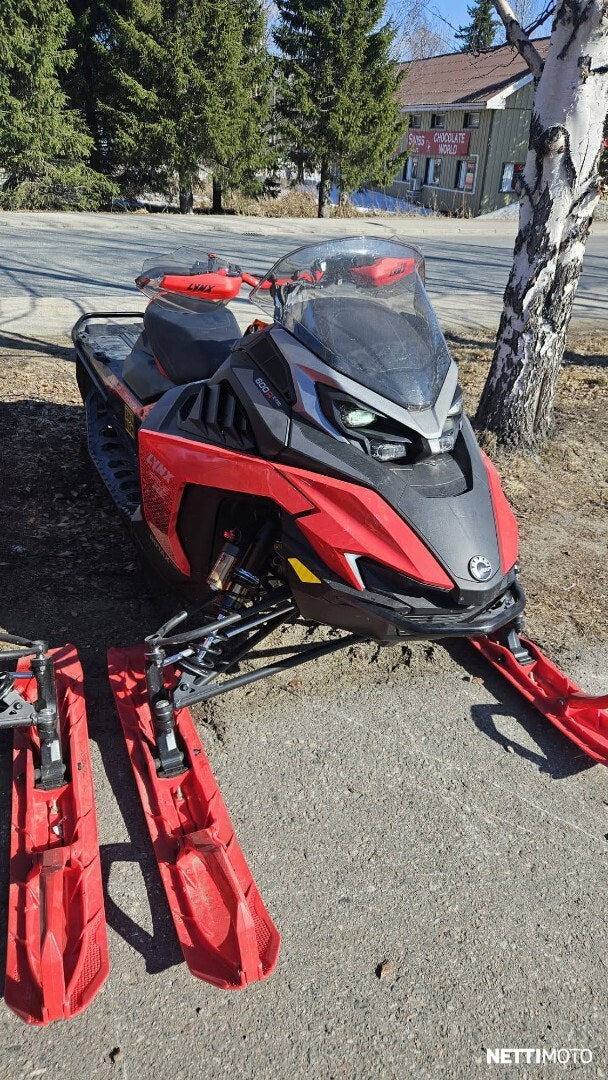 LYNX RAVE RE 600 ETEC 2025