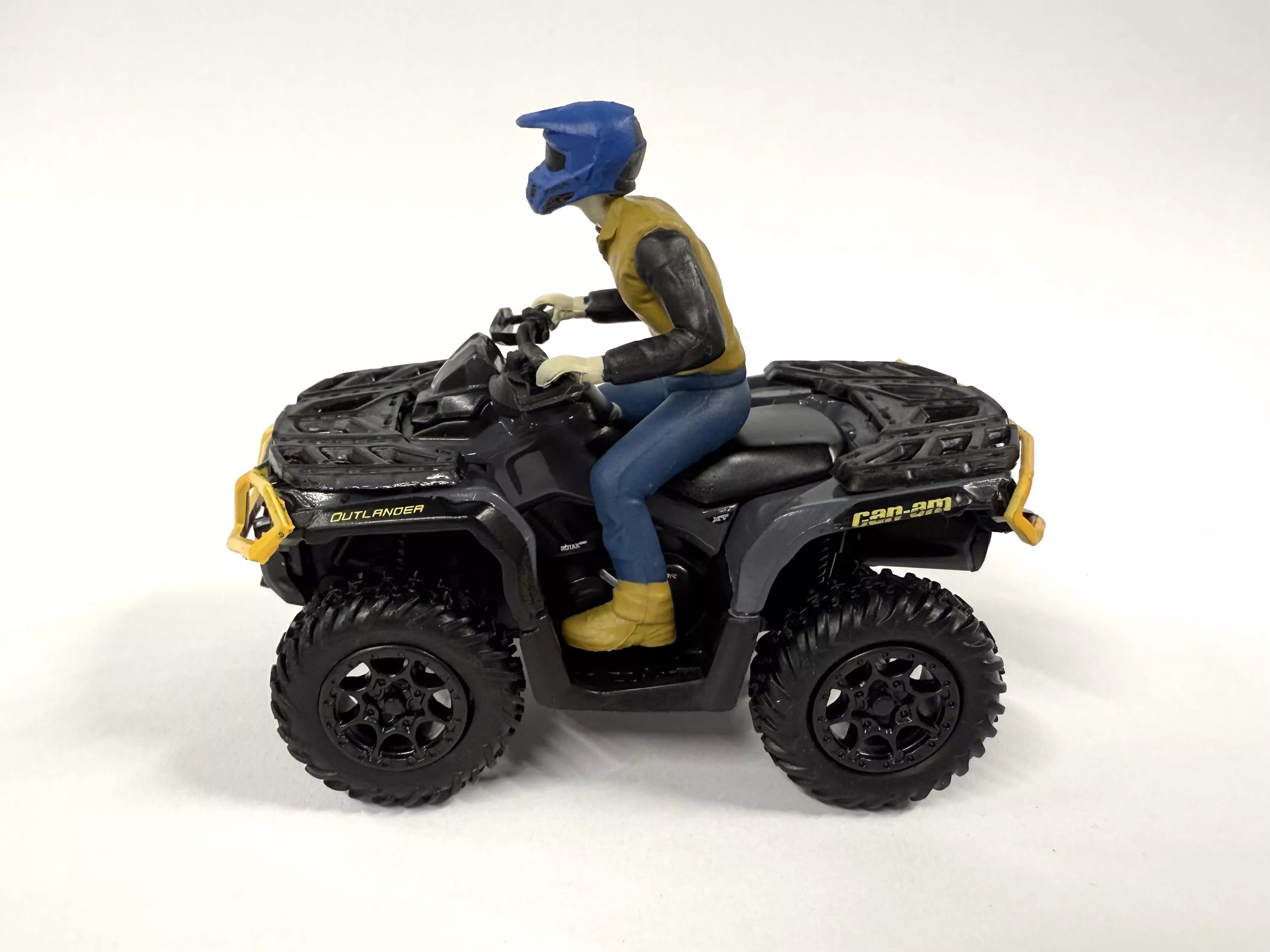 MODEL 1:32 OUTLANDER XT 1000R OS