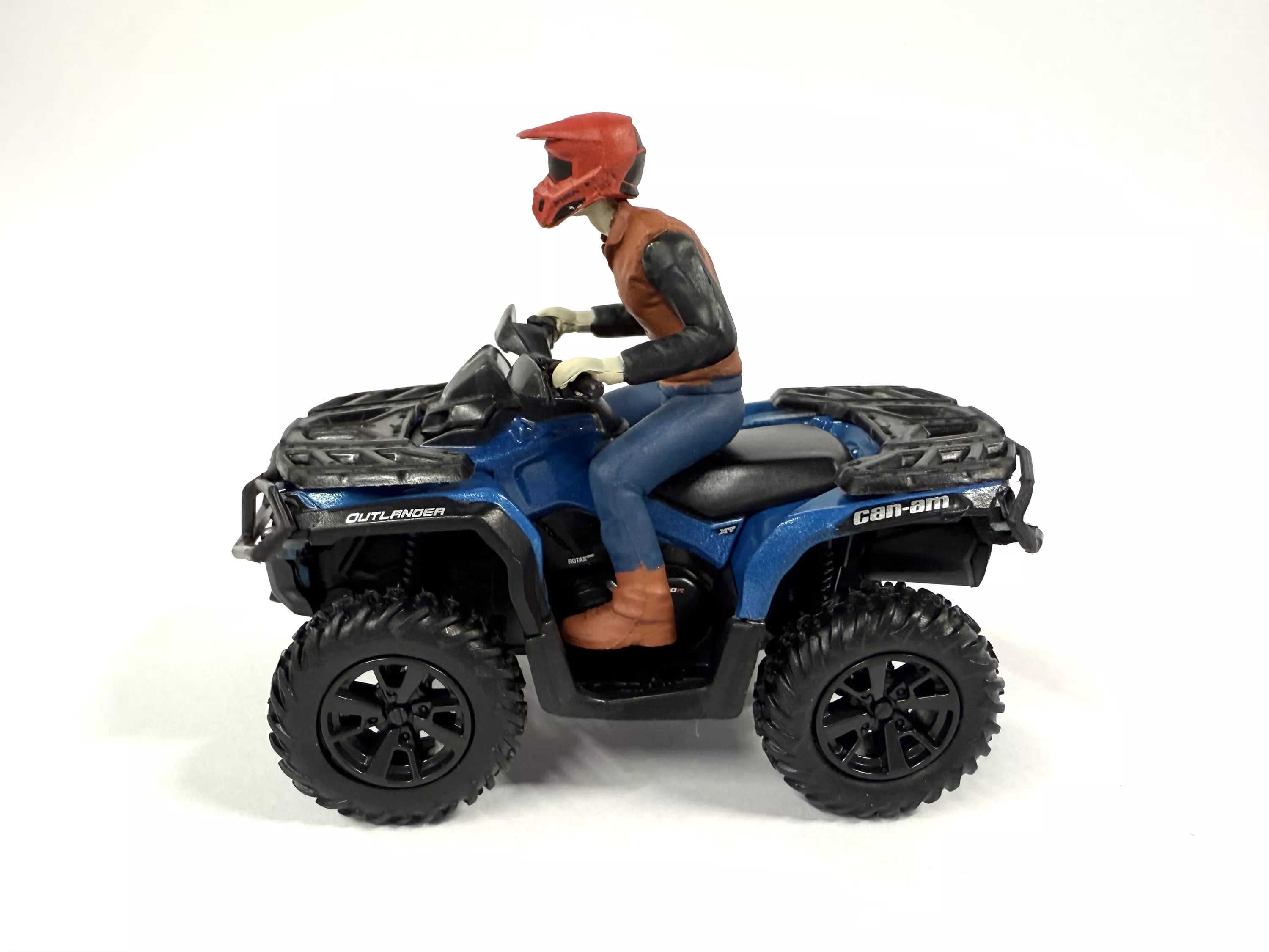MODEL 1:32 OUTLANDER XT 1000R OS
