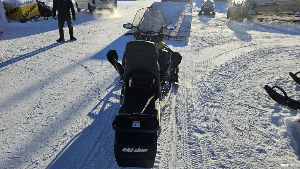 SKI-DOO GRAND TOURING SPORT 600 ACE 2025
