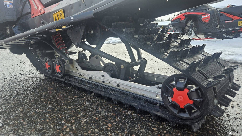 LYNX X-TRIM STD 600 ACE 3700 2021