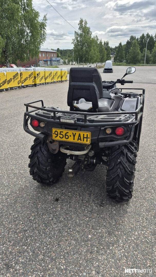 CAN-AM OUTLANDER 4X4 XT 650 MAX 2014