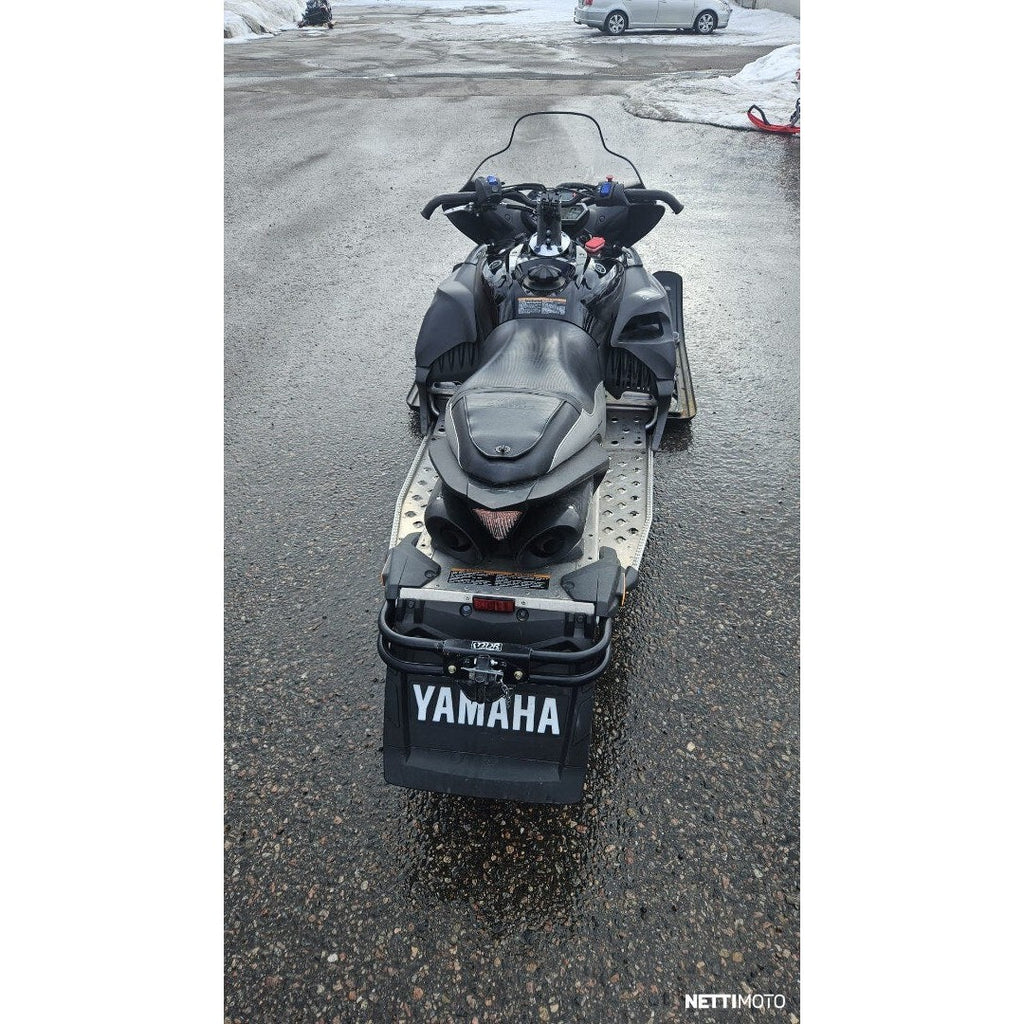YAMAHA APEX SE 1000 2011